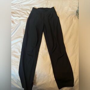 Lululemon black joggers